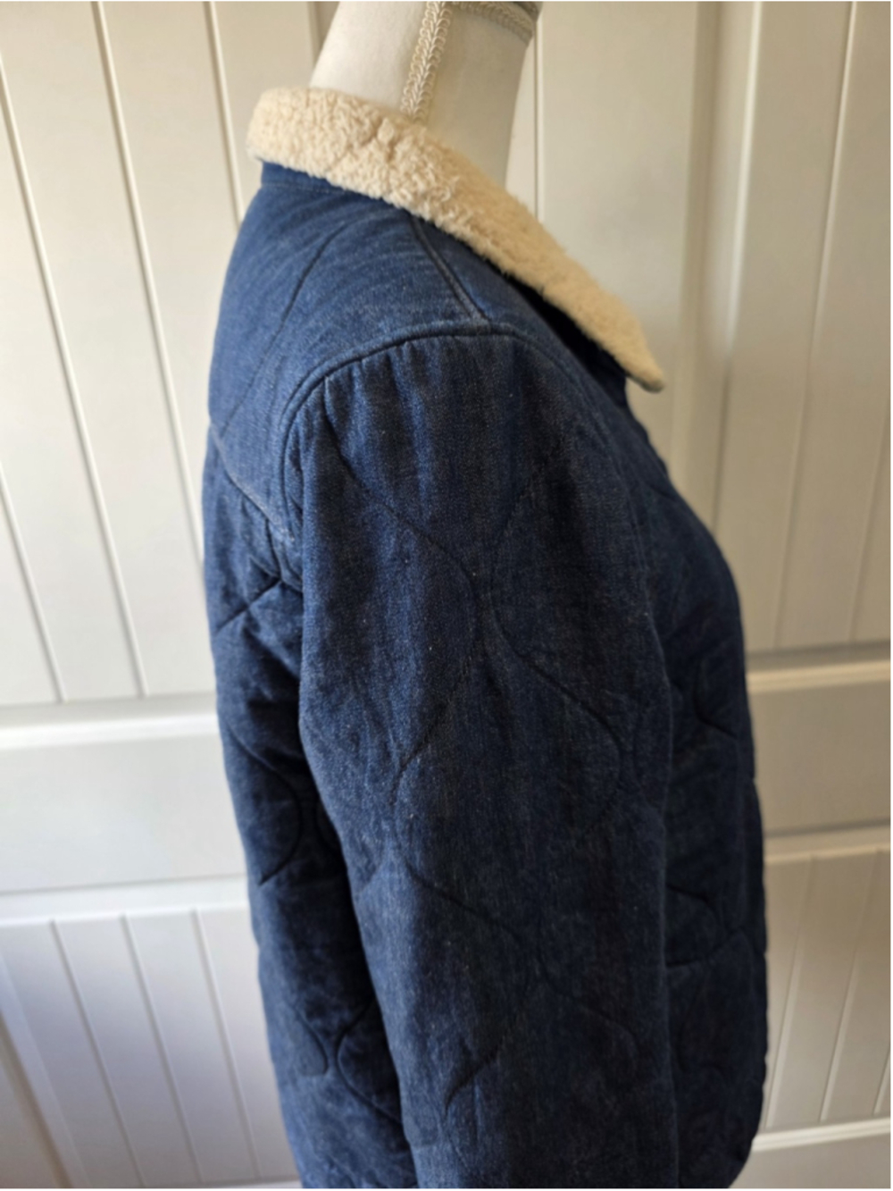 Burton Grace Insulated Blue Denim Jacket Cream Sherpa Sz M Gorpcore Outdoor Hike - Picture 9 of 14